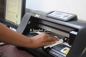 Tips cara merawat mesin cutting sticker murah